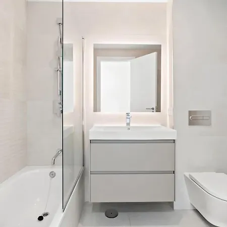 Luxury 2 Bedroom Walk To Rdr423 Marbella